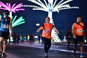 BIB: 41349, 23109, 27417
                            <button type="button" onclick="openModal(17506171)" class="btn btn-primary btn-sm float-right btn-popup" data-toggle="modal" data-target=".modal-high-quality">
                        <i class="fas fa-shopping-cart"></i> Add to Cart
                    </button>
                                            <button type="button" onclick="isThisMe(17506171, true)" class="btn btn-success btn-sm float-right btn-popup btn-isme hidden" data-toggle="tooltip" data-placement="bottom" title="นี่คือรูปของคุณใช่ไหม คลิกที่นี่เพื่อเอาเข้าอัลบั้ม">
                        <i class="fas fa-plus"></i> Add to album
                    </button>
                    <button type="button" onclick="isThisMe(17506171, false)" class="btn btn-warning btn-sm float-right btn-popup btn-isnotme hidden">
                        <i class="fas fa-ban"></i> Remove from album
                    </button>