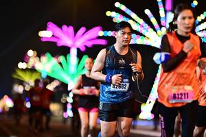 BIB: 42682, 81211
                            <button type="button" onclick="openModal(17498649)" class="btn btn-primary btn-sm float-right btn-popup" data-toggle="modal" data-target=".modal-high-quality">
                        <i class="fas fa-shopping-cart"></i> Add to Cart
                    </button>
                                            <button type="button" onclick="isThisMe(17498649, true)" class="btn btn-success btn-sm float-right btn-popup btn-isme hidden" data-toggle="tooltip" data-placement="bottom" title="นี่คือรูปของคุณใช่ไหม คลิกที่นี่เพื่อเอาเข้าอัลบั้ม">
                        <i class="fas fa-plus"></i> Add to album
                    </button>
                    <button type="button" onclick="isThisMe(17498649, false)" class="btn btn-warning btn-sm float-right btn-popup btn-isnotme hidden">
                        <i class="fas fa-ban"></i> Remove from album
                    </button>