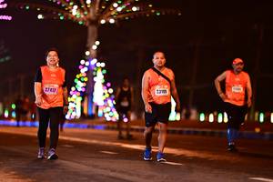 BIB: 000, 23109, 27417
                            <button type="button" onclick="openModal(17506127)" class="btn btn-primary btn-sm float-right btn-popup" data-toggle="modal" data-target=".modal-high-quality">
                        <i class="fas fa-shopping-cart"></i> Add to Cart
                    </button>
                                            <button type="button" onclick="isThisMe(17506127, true)" class="btn btn-success btn-sm float-right btn-popup btn-isme hidden" data-toggle="tooltip" data-placement="bottom" title="นี่คือรูปของคุณใช่ไหม คลิกที่นี่เพื่อเอาเข้าอัลบั้ม">
                        <i class="fas fa-plus"></i> Add to album
                    </button>
                    <button type="button" onclick="isThisMe(17506127, false)" class="btn btn-warning btn-sm float-right btn-popup btn-isnotme hidden">
                        <i class="fas fa-ban"></i> Remove from album
                    </button>