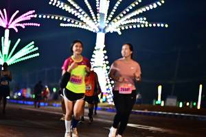 BIB: 266, 2720
                            <button type="button" onclick="openModal(17506607)" class="btn btn-primary btn-sm float-right btn-popup" data-toggle="modal" data-target=".modal-high-quality">
                        <i class="fas fa-shopping-cart"></i> Add to Cart
                    </button>
                                            <button type="button" onclick="isThisMe(17506607, true)" class="btn btn-success btn-sm float-right btn-popup btn-isme hidden" data-toggle="tooltip" data-placement="bottom" title="นี่คือรูปของคุณใช่ไหม คลิกที่นี่เพื่อเอาเข้าอัลบั้ม">
                        <i class="fas fa-plus"></i> Add to album
                    </button>
                    <button type="button" onclick="isThisMe(17506607, false)" class="btn btn-warning btn-sm float-right btn-popup btn-isnotme hidden">
                        <i class="fas fa-ban"></i> Remove from album
                    </button>