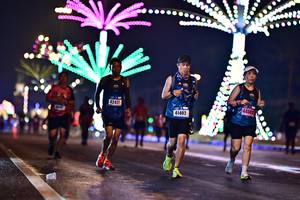 BIB: 42421, 44582, 41402
                            <button type="button" onclick="openModal(17500667)" class="btn btn-primary btn-sm float-right btn-popup" data-toggle="modal" data-target=".modal-high-quality">
                        <i class="fas fa-shopping-cart"></i> Add to Cart
                    </button>
                                            <button type="button" onclick="isThisMe(17500667, true)" class="btn btn-success btn-sm float-right btn-popup btn-isme hidden" data-toggle="tooltip" data-placement="bottom" title="นี่คือรูปของคุณใช่ไหม คลิกที่นี่เพื่อเอาเข้าอัลบั้ม">
                        <i class="fas fa-plus"></i> Add to album
                    </button>
                    <button type="button" onclick="isThisMe(17500667, false)" class="btn btn-warning btn-sm float-right btn-popup btn-isnotme hidden">
                        <i class="fas fa-ban"></i> Remove from album
                    </button>