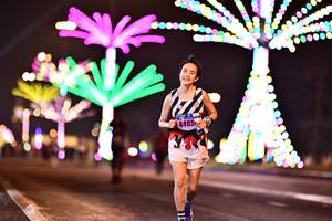 BIB: 4405
                            <button type="button" onclick="openModal(17505328)" class="btn btn-primary btn-sm float-right btn-popup" data-toggle="modal" data-target=".modal-high-quality">
                        <i class="fas fa-shopping-cart"></i> Add to Cart
                    </button>
                                            <button type="button" onclick="isThisMe(17505328, true)" class="btn btn-success btn-sm float-right btn-popup btn-isme hidden" data-toggle="tooltip" data-placement="bottom" title="นี่คือรูปของคุณใช่ไหม คลิกที่นี่เพื่อเอาเข้าอัลบั้ม">
                        <i class="fas fa-plus"></i> Add to album
                    </button>
                    <button type="button" onclick="isThisMe(17505328, false)" class="btn btn-warning btn-sm float-right btn-popup btn-isnotme hidden">
                        <i class="fas fa-ban"></i> Remove from album
                    </button>