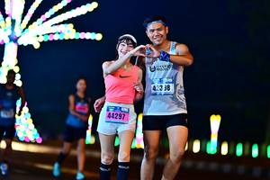 BIB: 423, 44297
                            <button type="button" onclick="openModal(18116062)" class="btn btn-primary btn-sm float-right btn-popup" data-toggle="modal" data-target=".modal-high-quality">
                        <i class="fas fa-shopping-cart"></i> Add to Cart
                    </button>
                                            <button type="button" onclick="isThisMe(18116062, true)" class="btn btn-success btn-sm float-right btn-popup btn-isme hidden" data-toggle="tooltip" data-placement="bottom" title="นี่คือรูปของคุณใช่ไหม คลิกที่นี่เพื่อเอาเข้าอัลบั้ม">
                        <i class="fas fa-plus"></i> Add to album
                    </button>
                    <button type="button" onclick="isThisMe(18116062, false)" class="btn btn-warning btn-sm float-right btn-popup btn-isnotme hidden">
                        <i class="fas fa-ban"></i> Remove from album
                    </button>