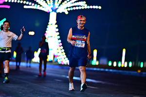 BIB: 417
                            <button type="button" onclick="openModal(18117287)" class="btn btn-primary btn-sm float-right btn-popup" data-toggle="modal" data-target=".modal-high-quality">
                        <i class="fas fa-shopping-cart"></i> Add to Cart
                    </button>
                                            <button type="button" onclick="isThisMe(18117287, true)" class="btn btn-success btn-sm float-right btn-popup btn-isme hidden" data-toggle="tooltip" data-placement="bottom" title="นี่คือรูปของคุณใช่ไหม คลิกที่นี่เพื่อเอาเข้าอัลบั้ม">
                        <i class="fas fa-plus"></i> Add to album
                    </button>
                    <button type="button" onclick="isThisMe(18117287, false)" class="btn btn-warning btn-sm float-right btn-popup btn-isnotme hidden">
                        <i class="fas fa-ban"></i> Remove from album
                    </button>