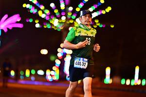 BIB: 405
                            <button type="button" onclick="openModal(18113996)" class="btn btn-primary btn-sm float-right btn-popup" data-toggle="modal" data-target=".modal-high-quality">
                        <i class="fas fa-shopping-cart"></i> Add to Cart
                    </button>
                                            <button type="button" onclick="isThisMe(18113996, true)" class="btn btn-success btn-sm float-right btn-popup btn-isme hidden" data-toggle="tooltip" data-placement="bottom" title="นี่คือรูปของคุณใช่ไหม คลิกที่นี่เพื่อเอาเข้าอัลบั้ม">
                        <i class="fas fa-plus"></i> Add to album
                    </button>
                    <button type="button" onclick="isThisMe(18113996, false)" class="btn btn-warning btn-sm float-right btn-popup btn-isnotme hidden">
                        <i class="fas fa-ban"></i> Remove from album
                    </button>