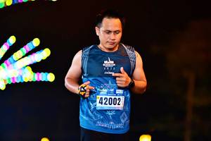 BIB: 2022, 42002
                            <button type="button" onclick="openModal(18115045)" class="btn btn-primary btn-sm float-right btn-popup" data-toggle="modal" data-target=".modal-high-quality">
                        <i class="fas fa-shopping-cart"></i> Add to Cart
                    </button>
                                            <button type="button" onclick="isThisMe(18115045, true)" class="btn btn-success btn-sm float-right btn-popup btn-isme hidden" data-toggle="tooltip" data-placement="bottom" title="นี่คือรูปของคุณใช่ไหม คลิกที่นี่เพื่อเอาเข้าอัลบั้ม">
                        <i class="fas fa-plus"></i> Add to album
                    </button>
                    <button type="button" onclick="isThisMe(18115045, false)" class="btn btn-warning btn-sm float-right btn-popup btn-isnotme hidden">
                        <i class="fas fa-ban"></i> Remove from album
                    </button>