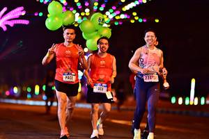 BIB: 77413
                            <button type="button" onclick="openModal(18117116)" class="btn btn-primary btn-sm float-right btn-popup" data-toggle="modal" data-target=".modal-high-quality">
                        <i class="fas fa-shopping-cart"></i> Add to Cart
                    </button>
                                            <button type="button" onclick="isThisMe(18117116, true)" class="btn btn-success btn-sm float-right btn-popup btn-isme hidden" data-toggle="tooltip" data-placement="bottom" title="นี่คือรูปของคุณใช่ไหม คลิกที่นี่เพื่อเอาเข้าอัลบั้ม">
                        <i class="fas fa-plus"></i> Add to album
                    </button>
                    <button type="button" onclick="isThisMe(18117116, false)" class="btn btn-warning btn-sm float-right btn-popup btn-isnotme hidden">
                        <i class="fas fa-ban"></i> Remove from album
                    </button>