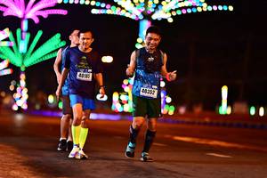 BIB: 40185, 40352
                            <button type="button" onclick="openModal(18118980)" class="btn btn-primary btn-sm float-right btn-popup" data-toggle="modal" data-target=".modal-high-quality">
                        <i class="fas fa-shopping-cart"></i> Add to Cart
                    </button>
                                            <button type="button" onclick="isThisMe(18118980, true)" class="btn btn-success btn-sm float-right btn-popup btn-isme hidden" data-toggle="tooltip" data-placement="bottom" title="นี่คือรูปของคุณใช่ไหม คลิกที่นี่เพื่อเอาเข้าอัลบั้ม">
                        <i class="fas fa-plus"></i> Add to album
                    </button>
                    <button type="button" onclick="isThisMe(18118980, false)" class="btn btn-warning btn-sm float-right btn-popup btn-isnotme hidden">
                        <i class="fas fa-ban"></i> Remove from album
                    </button>