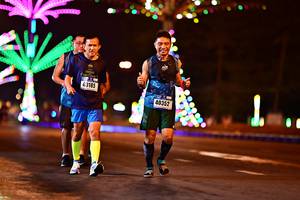 BIB: 40185, 40352
                            <button type="button" onclick="openModal(18118976)" class="btn btn-primary btn-sm float-right btn-popup" data-toggle="modal" data-target=".modal-high-quality">
                        <i class="fas fa-shopping-cart"></i> Add to Cart
                    </button>
                                            <button type="button" onclick="isThisMe(18118976, true)" class="btn btn-success btn-sm float-right btn-popup btn-isme hidden" data-toggle="tooltip" data-placement="bottom" title="นี่คือรูปของคุณใช่ไหม คลิกที่นี่เพื่อเอาเข้าอัลบั้ม">
                        <i class="fas fa-plus"></i> Add to album
                    </button>
                    <button type="button" onclick="isThisMe(18118976, false)" class="btn btn-warning btn-sm float-right btn-popup btn-isnotme hidden">
                        <i class="fas fa-ban"></i> Remove from album
                    </button>
