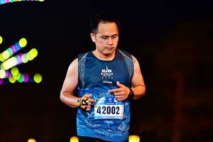 BIB: 2022, 42002
                            <button type="button" onclick="openModal(18115044)" class="btn btn-primary btn-sm float-right btn-popup" data-toggle="modal" data-target=".modal-high-quality">
                        <i class="fas fa-shopping-cart"></i> Add to Cart
                    </button>
                                            <button type="button" onclick="isThisMe(18115044, true)" class="btn btn-success btn-sm float-right btn-popup btn-isme hidden" data-toggle="tooltip" data-placement="bottom" title="นี่คือรูปของคุณใช่ไหม คลิกที่นี่เพื่อเอาเข้าอัลบั้ม">
                        <i class="fas fa-plus"></i> Add to album
                    </button>
                    <button type="button" onclick="isThisMe(18115044, false)" class="btn btn-warning btn-sm float-right btn-popup btn-isnotme hidden">
                        <i class="fas fa-ban"></i> Remove from album
                    </button>