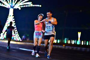 BIB: 423, 44297
                            <button type="button" onclick="openModal(18116016)" class="btn btn-primary btn-sm float-right btn-popup" data-toggle="modal" data-target=".modal-high-quality">
                        <i class="fas fa-shopping-cart"></i> Add to Cart
                    </button>
                                            <button type="button" onclick="isThisMe(18116016, true)" class="btn btn-success btn-sm float-right btn-popup btn-isme hidden" data-toggle="tooltip" data-placement="bottom" title="นี่คือรูปของคุณใช่ไหม คลิกที่นี่เพื่อเอาเข้าอัลบั้ม">
                        <i class="fas fa-plus"></i> Add to album
                    </button>
                    <button type="button" onclick="isThisMe(18116016, false)" class="btn btn-warning btn-sm float-right btn-popup btn-isnotme hidden">
                        <i class="fas fa-ban"></i> Remove from album
                    </button>