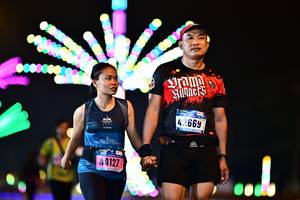 BIB: 42669, 44127
                            <button type="button" onclick="openModal(17511352)" class="btn btn-primary btn-sm float-right btn-popup" data-toggle="modal" data-target=".modal-high-quality">
                        <i class="fas fa-shopping-cart"></i> Add to Cart
                    </button>
                                            <button type="button" onclick="isThisMe(17511352, true)" class="btn btn-success btn-sm float-right btn-popup btn-isme hidden" data-toggle="tooltip" data-placement="bottom" title="นี่คือรูปของคุณใช่ไหม คลิกที่นี่เพื่อเอาเข้าอัลบั้ม">
                        <i class="fas fa-plus"></i> Add to album
                    </button>
                    <button type="button" onclick="isThisMe(17511352, false)" class="btn btn-warning btn-sm float-right btn-popup btn-isnotme hidden">
                        <i class="fas fa-ban"></i> Remove from album
                    </button>