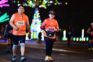 BIB: 23315, 27250
                            <button type="button" onclick="openModal(17508624)" class="btn btn-primary btn-sm float-right btn-popup" data-toggle="modal" data-target=".modal-high-quality">
                        <i class="fas fa-shopping-cart"></i> Add to Cart
                    </button>
                                            <button type="button" onclick="isThisMe(17508624, true)" class="btn btn-success btn-sm float-right btn-popup btn-isme hidden" data-toggle="tooltip" data-placement="bottom" title="นี่คือรูปของคุณใช่ไหม คลิกที่นี่เพื่อเอาเข้าอัลบั้ม">
                        <i class="fas fa-plus"></i> Add to album
                    </button>
                    <button type="button" onclick="isThisMe(17508624, false)" class="btn btn-warning btn-sm float-right btn-popup btn-isnotme hidden">
                        <i class="fas fa-ban"></i> Remove from album
                    </button>