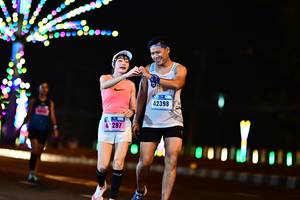 BIB: 42398, 297
                            <button type="button" onclick="openModal(17510678)" class="btn btn-primary btn-sm float-right btn-popup" data-toggle="modal" data-target=".modal-high-quality">
                        <i class="fas fa-shopping-cart"></i> Add to Cart
                    </button>
                                            <button type="button" onclick="isThisMe(17510678, true)" class="btn btn-success btn-sm float-right btn-popup btn-isme hidden" data-toggle="tooltip" data-placement="bottom" title="นี่คือรูปของคุณใช่ไหม คลิกที่นี่เพื่อเอาเข้าอัลบั้ม">
                        <i class="fas fa-plus"></i> Add to album
                    </button>
                    <button type="button" onclick="isThisMe(17510678, false)" class="btn btn-warning btn-sm float-right btn-popup btn-isnotme hidden">
                        <i class="fas fa-ban"></i> Remove from album
                    </button>