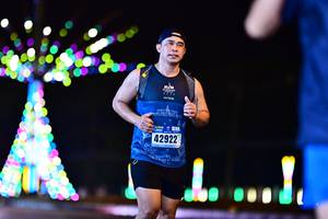 BIB: 42922
                            <button type="button" onclick="openModal(17516442)" class="btn btn-primary btn-sm float-right btn-popup" data-toggle="modal" data-target=".modal-high-quality">
                        <i class="fas fa-shopping-cart"></i> Add to Cart
                    </button>
                                            <button type="button" onclick="isThisMe(17516442, true)" class="btn btn-success btn-sm float-right btn-popup btn-isme hidden" data-toggle="tooltip" data-placement="bottom" title="นี่คือรูปของคุณใช่ไหม คลิกที่นี่เพื่อเอาเข้าอัลบั้ม">
                        <i class="fas fa-plus"></i> Add to album
                    </button>
                    <button type="button" onclick="isThisMe(17516442, false)" class="btn btn-warning btn-sm float-right btn-popup btn-isnotme hidden">
                        <i class="fas fa-ban"></i> Remove from album
                    </button>