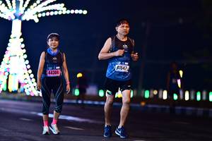 BIB: 41547, 44304
                            <button type="button" onclick="openModal(17510144)" class="btn btn-primary btn-sm float-right btn-popup" data-toggle="modal" data-target=".modal-high-quality">
                        <i class="fas fa-shopping-cart"></i> Add to Cart
                    </button>
                                            <button type="button" onclick="isThisMe(17510144, true)" class="btn btn-success btn-sm float-right btn-popup btn-isme hidden" data-toggle="tooltip" data-placement="bottom" title="นี่คือรูปของคุณใช่ไหม คลิกที่นี่เพื่อเอาเข้าอัลบั้ม">
                        <i class="fas fa-plus"></i> Add to album
                    </button>
                    <button type="button" onclick="isThisMe(17510144, false)" class="btn btn-warning btn-sm float-right btn-popup btn-isnotme hidden">
                        <i class="fas fa-ban"></i> Remove from album
                    </button>