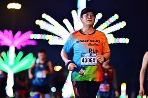 BIB: 43064
                            <button type="button" onclick="openModal(17511542)" class="btn btn-primary btn-sm float-right btn-popup" data-toggle="modal" data-target=".modal-high-quality">
                        <i class="fas fa-shopping-cart"></i> Add to Cart
                    </button>
                                            <button type="button" onclick="isThisMe(17511542, true)" class="btn btn-success btn-sm float-right btn-popup btn-isme hidden" data-toggle="tooltip" data-placement="bottom" title="นี่คือรูปของคุณใช่ไหม คลิกที่นี่เพื่อเอาเข้าอัลบั้ม">
                        <i class="fas fa-plus"></i> Add to album
                    </button>
                    <button type="button" onclick="isThisMe(17511542, false)" class="btn btn-warning btn-sm float-right btn-popup btn-isnotme hidden">
                        <i class="fas fa-ban"></i> Remove from album
                    </button>