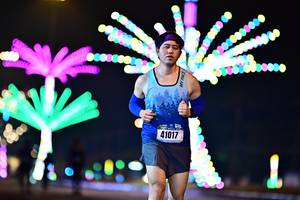 BIB: 000000, 41017
                            <button type="button" onclick="openModal(17514984)" class="btn btn-primary btn-sm float-right btn-popup" data-toggle="modal" data-target=".modal-high-quality">
                        <i class="fas fa-shopping-cart"></i> Add to Cart
                    </button>
                                            <button type="button" onclick="isThisMe(17514984, true)" class="btn btn-success btn-sm float-right btn-popup btn-isme hidden" data-toggle="tooltip" data-placement="bottom" title="นี่คือรูปของคุณใช่ไหม คลิกที่นี่เพื่อเอาเข้าอัลบั้ม">
                        <i class="fas fa-plus"></i> Add to album
                    </button>
                    <button type="button" onclick="isThisMe(17514984, false)" class="btn btn-warning btn-sm float-right btn-popup btn-isnotme hidden">
                        <i class="fas fa-ban"></i> Remove from album
                    </button>