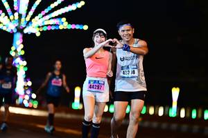 BIB: 423, 44297
                            <button type="button" onclick="openModal(17510700)" class="btn btn-primary btn-sm float-right btn-popup" data-toggle="modal" data-target=".modal-high-quality">
                        <i class="fas fa-shopping-cart"></i> Add to Cart
                    </button>
                                            <button type="button" onclick="isThisMe(17510700, true)" class="btn btn-success btn-sm float-right btn-popup btn-isme hidden" data-toggle="tooltip" data-placement="bottom" title="นี่คือรูปของคุณใช่ไหม คลิกที่นี่เพื่อเอาเข้าอัลบั้ม">
                        <i class="fas fa-plus"></i> Add to album
                    </button>
                    <button type="button" onclick="isThisMe(17510700, false)" class="btn btn-warning btn-sm float-right btn-popup btn-isnotme hidden">
                        <i class="fas fa-ban"></i> Remove from album
                    </button>