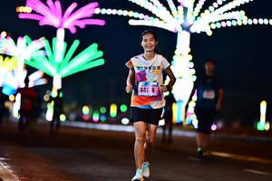 BIB: 441
                            <button type="button" onclick="openModal(17516189)" class="btn btn-primary btn-sm float-right btn-popup" data-toggle="modal" data-target=".modal-high-quality">
                        <i class="fas fa-shopping-cart"></i> Add to Cart
                    </button>
                                            <button type="button" onclick="isThisMe(17516189, true)" class="btn btn-success btn-sm float-right btn-popup btn-isme hidden" data-toggle="tooltip" data-placement="bottom" title="นี่คือรูปของคุณใช่ไหม คลิกที่นี่เพื่อเอาเข้าอัลบั้ม">
                        <i class="fas fa-plus"></i> Add to album
                    </button>
                    <button type="button" onclick="isThisMe(17516189, false)" class="btn btn-warning btn-sm float-right btn-popup btn-isnotme hidden">
                        <i class="fas fa-ban"></i> Remove from album
                    </button>