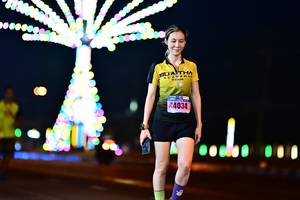 BIB: 4034
                            <button type="button" onclick="openModal(17506577)" class="btn btn-primary btn-sm float-right btn-popup" data-toggle="modal" data-target=".modal-high-quality">
                        <i class="fas fa-shopping-cart"></i> Add to Cart
                    </button>
                                            <button type="button" onclick="isThisMe(17506577, true)" class="btn btn-success btn-sm float-right btn-popup btn-isme hidden" data-toggle="tooltip" data-placement="bottom" title="นี่คือรูปของคุณใช่ไหม คลิกที่นี่เพื่อเอาเข้าอัลบั้ม">
                        <i class="fas fa-plus"></i> Add to album
                    </button>
                    <button type="button" onclick="isThisMe(17506577, false)" class="btn btn-warning btn-sm float-right btn-popup btn-isnotme hidden">
                        <i class="fas fa-ban"></i> Remove from album
                    </button>