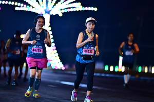 BIB: 4435, 44733
                            <button type="button" onclick="openModal(17513616)" class="btn btn-primary btn-sm float-right btn-popup" data-toggle="modal" data-target=".modal-high-quality">
                        <i class="fas fa-shopping-cart"></i> Add to Cart
                    </button>
                                            <button type="button" onclick="isThisMe(17513616, true)" class="btn btn-success btn-sm float-right btn-popup btn-isme hidden" data-toggle="tooltip" data-placement="bottom" title="นี่คือรูปของคุณใช่ไหม คลิกที่นี่เพื่อเอาเข้าอัลบั้ม">
                        <i class="fas fa-plus"></i> Add to album
                    </button>
                    <button type="button" onclick="isThisMe(17513616, false)" class="btn btn-warning btn-sm float-right btn-popup btn-isnotme hidden">
                        <i class="fas fa-ban"></i> Remove from album
                    </button>