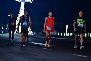 BIB: 42034, 40642, 4182
                            <button type="button" onclick="openModal(17515400)" class="btn btn-primary btn-sm float-right btn-popup" data-toggle="modal" data-target=".modal-high-quality">
                        <i class="fas fa-shopping-cart"></i> Add to Cart
                    </button>
                                            <button type="button" onclick="isThisMe(17515400, true)" class="btn btn-success btn-sm float-right btn-popup btn-isme hidden" data-toggle="tooltip" data-placement="bottom" title="นี่คือรูปของคุณใช่ไหม คลิกที่นี่เพื่อเอาเข้าอัลบั้ม">
                        <i class="fas fa-plus"></i> Add to album
                    </button>
                    <button type="button" onclick="isThisMe(17515400, false)" class="btn btn-warning btn-sm float-right btn-popup btn-isnotme hidden">
                        <i class="fas fa-ban"></i> Remove from album
                    </button>