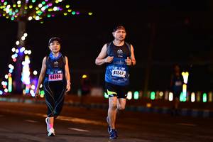 BIB: 41547, 44304
                            <button type="button" onclick="openModal(17510138)" class="btn btn-primary btn-sm float-right btn-popup" data-toggle="modal" data-target=".modal-high-quality">
                        <i class="fas fa-shopping-cart"></i> Add to Cart
                    </button>
                                            <button type="button" onclick="isThisMe(17510138, true)" class="btn btn-success btn-sm float-right btn-popup btn-isme hidden" data-toggle="tooltip" data-placement="bottom" title="นี่คือรูปของคุณใช่ไหม คลิกที่นี่เพื่อเอาเข้าอัลบั้ม">
                        <i class="fas fa-plus"></i> Add to album
                    </button>
                    <button type="button" onclick="isThisMe(17510138, false)" class="btn btn-warning btn-sm float-right btn-popup btn-isnotme hidden">
                        <i class="fas fa-ban"></i> Remove from album
                    </button>