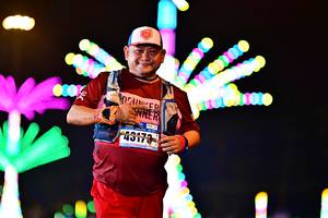 BIB: 43173, 401
                            <button type="button" onclick="openModal(18124531)" class="btn btn-primary btn-sm float-right btn-popup" data-toggle="modal" data-target=".modal-high-quality">
                        <i class="fas fa-shopping-cart"></i> Add to Cart
                    </button>
                                            <button type="button" onclick="isThisMe(18124531, true)" class="btn btn-success btn-sm float-right btn-popup btn-isme hidden" data-toggle="tooltip" data-placement="bottom" title="นี่คือรูปของคุณใช่ไหม คลิกที่นี่เพื่อเอาเข้าอัลบั้ม">
                        <i class="fas fa-plus"></i> Add to album
                    </button>
                    <button type="button" onclick="isThisMe(18124531, false)" class="btn btn-warning btn-sm float-right btn-popup btn-isnotme hidden">
                        <i class="fas fa-ban"></i> Remove from album
                    </button>