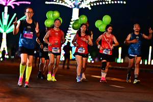 BIB: 609, 4185
                            <button type="button" onclick="openModal(18120787)" class="btn btn-primary btn-sm float-right btn-popup" data-toggle="modal" data-target=".modal-high-quality">
                        <i class="fas fa-shopping-cart"></i> Add to Cart
                    </button>
                                            <button type="button" onclick="isThisMe(18120787, true)" class="btn btn-success btn-sm float-right btn-popup btn-isme hidden" data-toggle="tooltip" data-placement="bottom" title="นี่คือรูปของคุณใช่ไหม คลิกที่นี่เพื่อเอาเข้าอัลบั้ม">
                        <i class="fas fa-plus"></i> Add to album
                    </button>
                    <button type="button" onclick="isThisMe(18120787, false)" class="btn btn-warning btn-sm float-right btn-popup btn-isnotme hidden">
                        <i class="fas fa-ban"></i> Remove from album
                    </button>