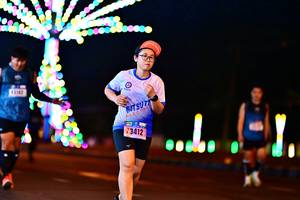 BIB: 13142, 73412
                            <button type="button" onclick="openModal(18123148)" class="btn btn-primary btn-sm float-right btn-popup" data-toggle="modal" data-target=".modal-high-quality">
                        <i class="fas fa-shopping-cart"></i> Add to Cart
                    </button>
                                            <button type="button" onclick="isThisMe(18123148, true)" class="btn btn-success btn-sm float-right btn-popup btn-isme hidden" data-toggle="tooltip" data-placement="bottom" title="นี่คือรูปของคุณใช่ไหม คลิกที่นี่เพื่อเอาเข้าอัลบั้ม">
                        <i class="fas fa-plus"></i> Add to album
                    </button>
                    <button type="button" onclick="isThisMe(18123148, false)" class="btn btn-warning btn-sm float-right btn-popup btn-isnotme hidden">
                        <i class="fas fa-ban"></i> Remove from album
                    </button>