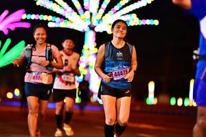 BIB: 4078, 44475
                            <button type="button" onclick="openModal(18119919)" class="btn btn-primary btn-sm float-right btn-popup" data-toggle="modal" data-target=".modal-high-quality">
                        <i class="fas fa-shopping-cart"></i> Add to Cart
                    </button>
                                            <button type="button" onclick="isThisMe(18119919, true)" class="btn btn-success btn-sm float-right btn-popup btn-isme hidden" data-toggle="tooltip" data-placement="bottom" title="นี่คือรูปของคุณใช่ไหม คลิกที่นี่เพื่อเอาเข้าอัลบั้ม">
                        <i class="fas fa-plus"></i> Add to album
                    </button>
                    <button type="button" onclick="isThisMe(18119919, false)" class="btn btn-warning btn-sm float-right btn-popup btn-isnotme hidden">
                        <i class="fas fa-ban"></i> Remove from album
                    </button>