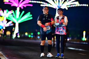 BIB: 882, 4450
                            <button type="button" onclick="openModal(18122119)" class="btn btn-primary btn-sm float-right btn-popup" data-toggle="modal" data-target=".modal-high-quality">
                        <i class="fas fa-shopping-cart"></i> Add to Cart
                    </button>
                                            <button type="button" onclick="isThisMe(18122119, true)" class="btn btn-success btn-sm float-right btn-popup btn-isme hidden" data-toggle="tooltip" data-placement="bottom" title="นี่คือรูปของคุณใช่ไหม คลิกที่นี่เพื่อเอาเข้าอัลบั้ม">
                        <i class="fas fa-plus"></i> Add to album
                    </button>
                    <button type="button" onclick="isThisMe(18122119, false)" class="btn btn-warning btn-sm float-right btn-popup btn-isnotme hidden">
                        <i class="fas fa-ban"></i> Remove from album
                    </button>