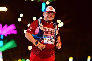 BIB: 40110
                            <button type="button" onclick="openModal(18124535)" class="btn btn-primary btn-sm float-right btn-popup" data-toggle="modal" data-target=".modal-high-quality">
                        <i class="fas fa-shopping-cart"></i> Add to Cart
                    </button>
                                            <button type="button" onclick="isThisMe(18124535, true)" class="btn btn-success btn-sm float-right btn-popup btn-isme hidden" data-toggle="tooltip" data-placement="bottom" title="นี่คือรูปของคุณใช่ไหม คลิกที่นี่เพื่อเอาเข้าอัลบั้ม">
                        <i class="fas fa-plus"></i> Add to album
                    </button>
                    <button type="button" onclick="isThisMe(18124535, false)" class="btn btn-warning btn-sm float-right btn-popup btn-isnotme hidden">
                        <i class="fas fa-ban"></i> Remove from album
                    </button>