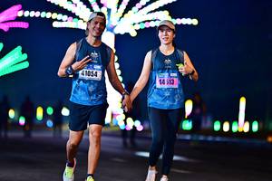 BIB: 41054, 513
                            <button type="button" onclick="openModal(18123111)" class="btn btn-primary btn-sm float-right btn-popup" data-toggle="modal" data-target=".modal-high-quality">
                        <i class="fas fa-shopping-cart"></i> Add to Cart
                    </button>
                                            <button type="button" onclick="isThisMe(18123111, true)" class="btn btn-success btn-sm float-right btn-popup btn-isme hidden" data-toggle="tooltip" data-placement="bottom" title="นี่คือรูปของคุณใช่ไหม คลิกที่นี่เพื่อเอาเข้าอัลบั้ม">
                        <i class="fas fa-plus"></i> Add to album
                    </button>
                    <button type="button" onclick="isThisMe(18123111, false)" class="btn btn-warning btn-sm float-right btn-popup btn-isnotme hidden">
                        <i class="fas fa-ban"></i> Remove from album
                    </button>