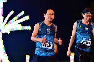 BIB: 2022, 42054, 42051
                            <button type="button" onclick="openModal(18123528)" class="btn btn-primary btn-sm float-right btn-popup" data-toggle="modal" data-target=".modal-high-quality">
                        <i class="fas fa-shopping-cart"></i> Add to Cart
                    </button>
                                            <button type="button" onclick="isThisMe(18123528, true)" class="btn btn-success btn-sm float-right btn-popup btn-isme hidden" data-toggle="tooltip" data-placement="bottom" title="นี่คือรูปของคุณใช่ไหม คลิกที่นี่เพื่อเอาเข้าอัลบั้ม">
                        <i class="fas fa-plus"></i> Add to album
                    </button>
                    <button type="button" onclick="isThisMe(18123528, false)" class="btn btn-warning btn-sm float-right btn-popup btn-isnotme hidden">
                        <i class="fas fa-ban"></i> Remove from album
                    </button>