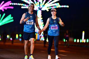 BIB: 41054, 44513
                            <button type="button" onclick="openModal(18123105)" class="btn btn-primary btn-sm float-right btn-popup" data-toggle="modal" data-target=".modal-high-quality">
                        <i class="fas fa-shopping-cart"></i> Add to Cart
                    </button>
                                            <button type="button" onclick="isThisMe(18123105, true)" class="btn btn-success btn-sm float-right btn-popup btn-isme hidden" data-toggle="tooltip" data-placement="bottom" title="นี่คือรูปของคุณใช่ไหม คลิกที่นี่เพื่อเอาเข้าอัลบั้ม">
                        <i class="fas fa-plus"></i> Add to album
                    </button>
                    <button type="button" onclick="isThisMe(18123105, false)" class="btn btn-warning btn-sm float-right btn-popup btn-isnotme hidden">
                        <i class="fas fa-ban"></i> Remove from album
                    </button>