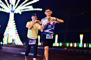 BIB: 40743, 44370
                            <button type="button" onclick="openModal(18123071)" class="btn btn-primary btn-sm float-right btn-popup" data-toggle="modal" data-target=".modal-high-quality">
                        <i class="fas fa-shopping-cart"></i> Add to Cart
                    </button>
                                            <button type="button" onclick="isThisMe(18123071, true)" class="btn btn-success btn-sm float-right btn-popup btn-isme hidden" data-toggle="tooltip" data-placement="bottom" title="นี่คือรูปของคุณใช่ไหม คลิกที่นี่เพื่อเอาเข้าอัลบั้ม">
                        <i class="fas fa-plus"></i> Add to album
                    </button>
                    <button type="button" onclick="isThisMe(18123071, false)" class="btn btn-warning btn-sm float-right btn-popup btn-isnotme hidden">
                        <i class="fas fa-ban"></i> Remove from album
                    </button>