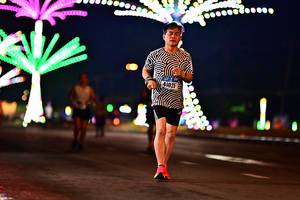 BIB: 41025
                            <button type="button" onclick="openModal(18121862)" class="btn btn-primary btn-sm float-right btn-popup" data-toggle="modal" data-target=".modal-high-quality">
                        <i class="fas fa-shopping-cart"></i> Add to Cart
                    </button>
                                            <button type="button" onclick="isThisMe(18121862, true)" class="btn btn-success btn-sm float-right btn-popup btn-isme hidden" data-toggle="tooltip" data-placement="bottom" title="นี่คือรูปของคุณใช่ไหม คลิกที่นี่เพื่อเอาเข้าอัลบั้ม">
                        <i class="fas fa-plus"></i> Add to album
                    </button>
                    <button type="button" onclick="isThisMe(18121862, false)" class="btn btn-warning btn-sm float-right btn-popup btn-isnotme hidden">
                        <i class="fas fa-ban"></i> Remove from album
                    </button>