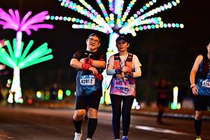 BIB: 426, 42862, 4451
                            <button type="button" onclick="openModal(18122091)" class="btn btn-primary btn-sm float-right btn-popup" data-toggle="modal" data-target=".modal-high-quality">
                        <i class="fas fa-shopping-cart"></i> Add to Cart
                    </button>
                                            <button type="button" onclick="isThisMe(18122091, true)" class="btn btn-success btn-sm float-right btn-popup btn-isme hidden" data-toggle="tooltip" data-placement="bottom" title="นี่คือรูปของคุณใช่ไหม คลิกที่นี่เพื่อเอาเข้าอัลบั้ม">
                        <i class="fas fa-plus"></i> Add to album
                    </button>
                    <button type="button" onclick="isThisMe(18122091, false)" class="btn btn-warning btn-sm float-right btn-popup btn-isnotme hidden">
                        <i class="fas fa-ban"></i> Remove from album
                    </button>