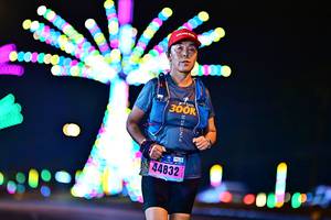 BIB: 300, 44832
                            <button type="button" onclick="openModal(18123727)" class="btn btn-primary btn-sm float-right btn-popup" data-toggle="modal" data-target=".modal-high-quality">
                        <i class="fas fa-shopping-cart"></i> Add to Cart
                    </button>
                                            <button type="button" onclick="isThisMe(18123727, true)" class="btn btn-success btn-sm float-right btn-popup btn-isme hidden" data-toggle="tooltip" data-placement="bottom" title="นี่คือรูปของคุณใช่ไหม คลิกที่นี่เพื่อเอาเข้าอัลบั้ม">
                        <i class="fas fa-plus"></i> Add to album
                    </button>
                    <button type="button" onclick="isThisMe(18123727, false)" class="btn btn-warning btn-sm float-right btn-popup btn-isnotme hidden">
                        <i class="fas fa-ban"></i> Remove from album
                    </button>