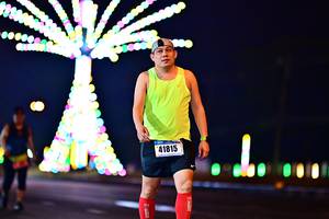 BIB: 41815
                            <button type="button" onclick="openModal(18123578)" class="btn btn-primary btn-sm float-right btn-popup" data-toggle="modal" data-target=".modal-high-quality">
                        <i class="fas fa-shopping-cart"></i> Add to Cart
                    </button>
                                            <button type="button" onclick="isThisMe(18123578, true)" class="btn btn-success btn-sm float-right btn-popup btn-isme hidden" data-toggle="tooltip" data-placement="bottom" title="นี่คือรูปของคุณใช่ไหม คลิกที่นี่เพื่อเอาเข้าอัลบั้ม">
                        <i class="fas fa-plus"></i> Add to album
                    </button>
                    <button type="button" onclick="isThisMe(18123578, false)" class="btn btn-warning btn-sm float-right btn-popup btn-isnotme hidden">
                        <i class="fas fa-ban"></i> Remove from album
                    </button>