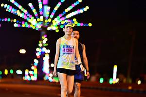 BIB: 1242, 112
                            <button type="button" onclick="openModal(18123968)" class="btn btn-primary btn-sm float-right btn-popup" data-toggle="modal" data-target=".modal-high-quality">
                        <i class="fas fa-shopping-cart"></i> Add to Cart
                    </button>
                                            <button type="button" onclick="isThisMe(18123968, true)" class="btn btn-success btn-sm float-right btn-popup btn-isme hidden" data-toggle="tooltip" data-placement="bottom" title="นี่คือรูปของคุณใช่ไหม คลิกที่นี่เพื่อเอาเข้าอัลบั้ม">
                        <i class="fas fa-plus"></i> Add to album
                    </button>
                    <button type="button" onclick="isThisMe(18123968, false)" class="btn btn-warning btn-sm float-right btn-popup btn-isnotme hidden">
                        <i class="fas fa-ban"></i> Remove from album
                    </button>