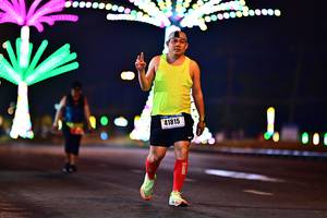 BIB: 41815
                            <button type="button" onclick="openModal(18123576)" class="btn btn-primary btn-sm float-right btn-popup" data-toggle="modal" data-target=".modal-high-quality">
                        <i class="fas fa-shopping-cart"></i> Add to Cart
                    </button>
                                            <button type="button" onclick="isThisMe(18123576, true)" class="btn btn-success btn-sm float-right btn-popup btn-isme hidden" data-toggle="tooltip" data-placement="bottom" title="นี่คือรูปของคุณใช่ไหม คลิกที่นี่เพื่อเอาเข้าอัลบั้ม">
                        <i class="fas fa-plus"></i> Add to album
                    </button>
                    <button type="button" onclick="isThisMe(18123576, false)" class="btn btn-warning btn-sm float-right btn-popup btn-isnotme hidden">
                        <i class="fas fa-ban"></i> Remove from album
                    </button>