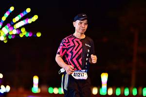 BIB: 41217
                            <button type="button" onclick="openModal(18122986)" class="btn btn-primary btn-sm float-right btn-popup" data-toggle="modal" data-target=".modal-high-quality">
                        <i class="fas fa-shopping-cart"></i> Add to Cart
                    </button>
                                            <button type="button" onclick="isThisMe(18122986, true)" class="btn btn-success btn-sm float-right btn-popup btn-isme hidden" data-toggle="tooltip" data-placement="bottom" title="นี่คือรูปของคุณใช่ไหม คลิกที่นี่เพื่อเอาเข้าอัลบั้ม">
                        <i class="fas fa-plus"></i> Add to album
                    </button>
                    <button type="button" onclick="isThisMe(18122986, false)" class="btn btn-warning btn-sm float-right btn-popup btn-isnotme hidden">
                        <i class="fas fa-ban"></i> Remove from album
                    </button>