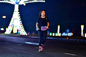 BIB: 44154
                            <button type="button" onclick="openModal(18123998)" class="btn btn-primary btn-sm float-right btn-popup" data-toggle="modal" data-target=".modal-high-quality">
                        <i class="fas fa-shopping-cart"></i> Add to Cart
                    </button>
                                            <button type="button" onclick="isThisMe(18123998, true)" class="btn btn-success btn-sm float-right btn-popup btn-isme hidden" data-toggle="tooltip" data-placement="bottom" title="นี่คือรูปของคุณใช่ไหม คลิกที่นี่เพื่อเอาเข้าอัลบั้ม">
                        <i class="fas fa-plus"></i> Add to album
                    </button>
                    <button type="button" onclick="isThisMe(18123998, false)" class="btn btn-warning btn-sm float-right btn-popup btn-isnotme hidden">
                        <i class="fas fa-ban"></i> Remove from album
                    </button>