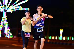BIB: 40743, 44370
                            <button type="button" onclick="openModal(18123077)" class="btn btn-primary btn-sm float-right btn-popup" data-toggle="modal" data-target=".modal-high-quality">
                        <i class="fas fa-shopping-cart"></i> Add to Cart
                    </button>
                                            <button type="button" onclick="isThisMe(18123077, true)" class="btn btn-success btn-sm float-right btn-popup btn-isme hidden" data-toggle="tooltip" data-placement="bottom" title="นี่คือรูปของคุณใช่ไหม คลิกที่นี่เพื่อเอาเข้าอัลบั้ม">
                        <i class="fas fa-plus"></i> Add to album
                    </button>
                    <button type="button" onclick="isThisMe(18123077, false)" class="btn btn-warning btn-sm float-right btn-popup btn-isnotme hidden">
                        <i class="fas fa-ban"></i> Remove from album
                    </button>