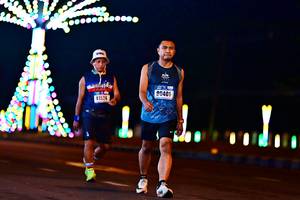BIB: 90401, 41526
                            <button type="button" onclick="openModal(18122332)" class="btn btn-primary btn-sm float-right btn-popup" data-toggle="modal" data-target=".modal-high-quality">
                        <i class="fas fa-shopping-cart"></i> Add to Cart
                    </button>
                                            <button type="button" onclick="isThisMe(18122332, true)" class="btn btn-success btn-sm float-right btn-popup btn-isme hidden" data-toggle="tooltip" data-placement="bottom" title="นี่คือรูปของคุณใช่ไหม คลิกที่นี่เพื่อเอาเข้าอัลบั้ม">
                        <i class="fas fa-plus"></i> Add to album
                    </button>
                    <button type="button" onclick="isThisMe(18122332, false)" class="btn btn-warning btn-sm float-right btn-popup btn-isnotme hidden">
                        <i class="fas fa-ban"></i> Remove from album
                    </button>