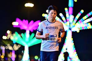 BIB: 41852
                            <button type="button" onclick="openModal(18121970)" class="btn btn-primary btn-sm float-right btn-popup" data-toggle="modal" data-target=".modal-high-quality">
                        <i class="fas fa-shopping-cart"></i> Add to Cart
                    </button>
                                            <button type="button" onclick="isThisMe(18121970, true)" class="btn btn-success btn-sm float-right btn-popup btn-isme hidden" data-toggle="tooltip" data-placement="bottom" title="นี่คือรูปของคุณใช่ไหม คลิกที่นี่เพื่อเอาเข้าอัลบั้ม">
                        <i class="fas fa-plus"></i> Add to album
                    </button>
                    <button type="button" onclick="isThisMe(18121970, false)" class="btn btn-warning btn-sm float-right btn-popup btn-isnotme hidden">
                        <i class="fas fa-ban"></i> Remove from album
                    </button>