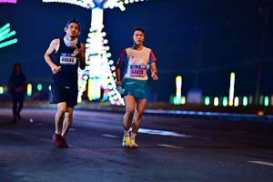 BIB: 40686, 44428
                            <button type="button" onclick="openModal(18123988)" class="btn btn-primary btn-sm float-right btn-popup" data-toggle="modal" data-target=".modal-high-quality">
                        <i class="fas fa-shopping-cart"></i> Add to Cart
                    </button>
                                            <button type="button" onclick="isThisMe(18123988, true)" class="btn btn-success btn-sm float-right btn-popup btn-isme hidden" data-toggle="tooltip" data-placement="bottom" title="นี่คือรูปของคุณใช่ไหม คลิกที่นี่เพื่อเอาเข้าอัลบั้ม">
                        <i class="fas fa-plus"></i> Add to album
                    </button>
                    <button type="button" onclick="isThisMe(18123988, false)" class="btn btn-warning btn-sm float-right btn-popup btn-isnotme hidden">
                        <i class="fas fa-ban"></i> Remove from album
                    </button>